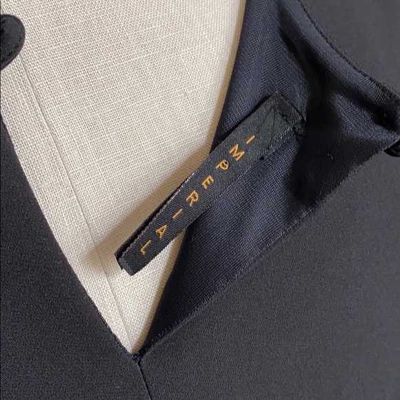 Black and Gold Folded Dress - Picture 5 of 8